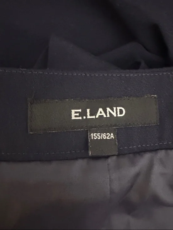 E.LAND Navy Pleated Skort – Preppy Mini Skirt with Shorts - Picture 5 of 9